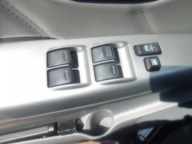 TOYOTA HILUX CD SRV D4-D 4X4 3.0 TDI DIESEL AUT - Foto 8
