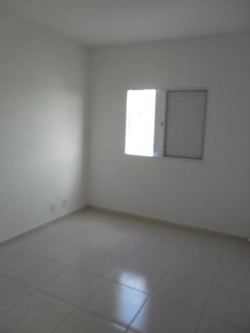 Código 304 - Apartamento de dois Dormitórios na Rua Beatris Gomes Mazella na Morada do Val - Foto 4