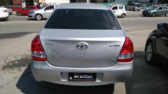 Toyota Etios Sedan XS 1.5 Manual 2014 GNV 5 Geração - Foto 7