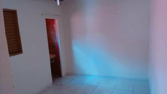 QR 425 Lote Com 02 Residências, 02 Quartos - Foto 9