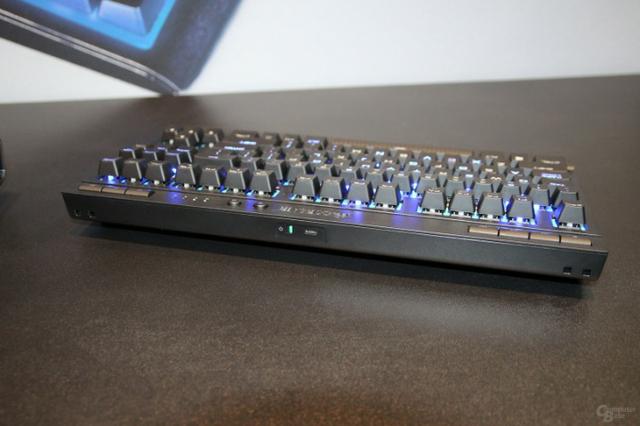 Teclado Gamer Corsair K63 Wireless Led Blue Mecânico - Semi Novo - Foto 5