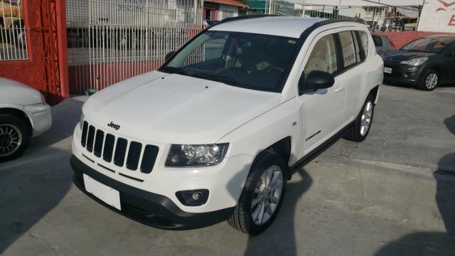Jeep Compass Sport 2.0 2014 em excelente estado, 4 pneus ok - Foto 3