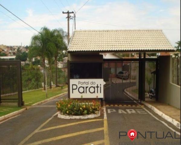 Casa com 3 dormitórios para alugar em Condomínio Fechado por R$ 1.700,00/mês , Marília/SP
