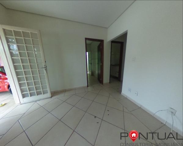Casa com 3 dormitórios para alugar em Condomínio Fechado por R$ 1.700,00/mês , Marília/SP - Foto 5