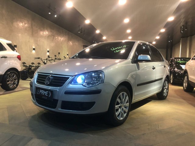 VW POLO SEDAN 1.6 FLEX *LE PRIME VEÍCULOS