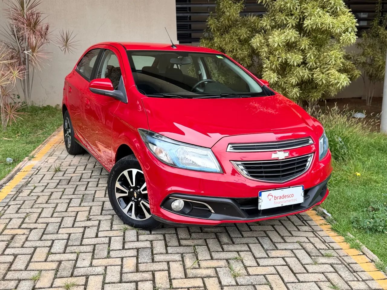 ONIX LTZ 1.4 2014 - Completo 