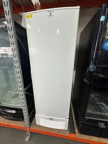 Conservador congelador porta sólida 569L Fricon