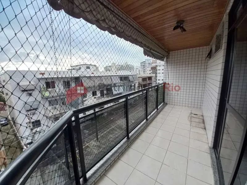 Excelente apto 2 quartos, varanda, dependência completa - Foto 2