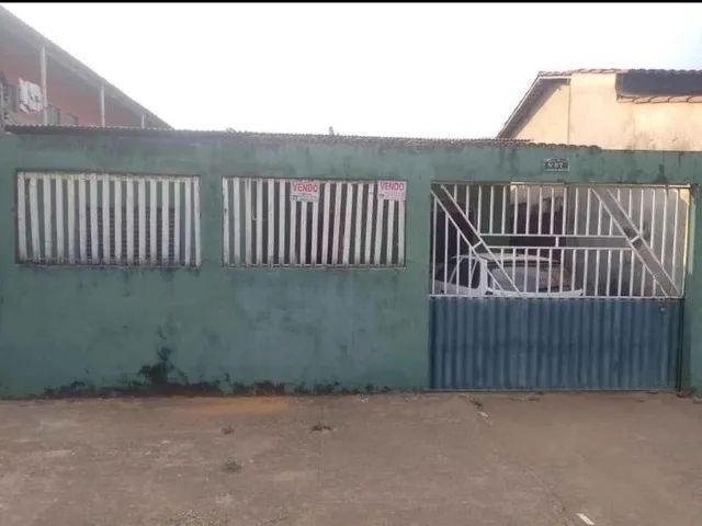 Vendo casa na estrutural