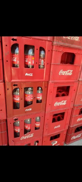 GRADES DE COCA COLA RETORNÁVEL DE 1L - Foto 4
