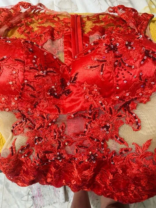 Vestido formatura de renda vermelho - Foto 2