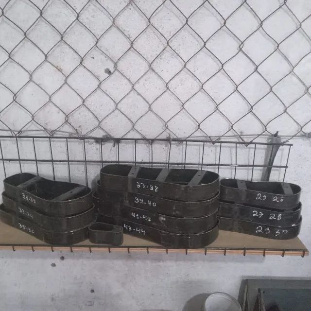 vendo prensa de  chinelo manual - Foto 4