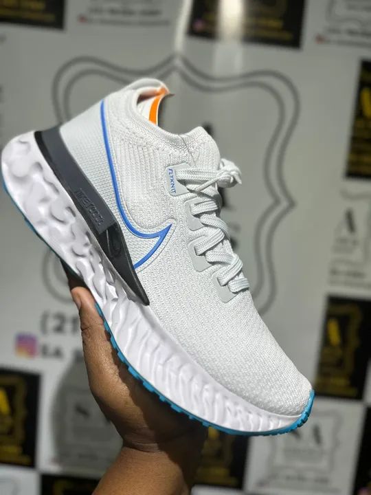 Tênis Nike INFINITY- 38 ao 43