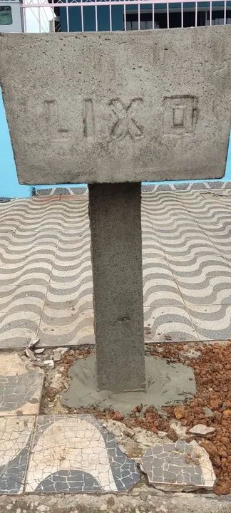 Lixeiras de concreto na promoção... - Foto 3