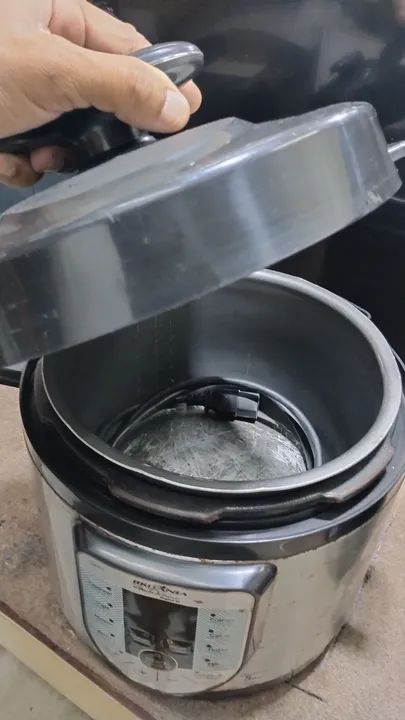 Panela de Pressão Elétrica Britânia 5 Litros - Foto 2