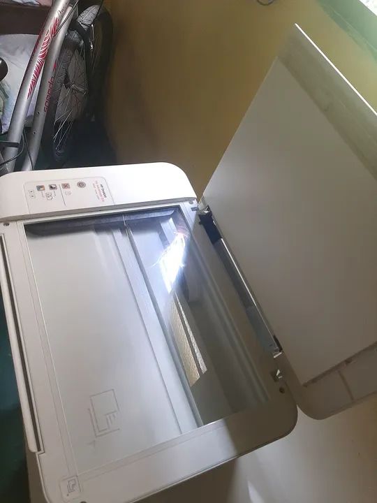 Impressora HP Deskjet Advantage 1516