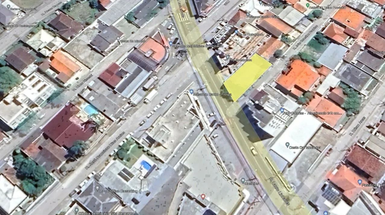 Casa na Rua Lauro Linhares - ARM 5.5