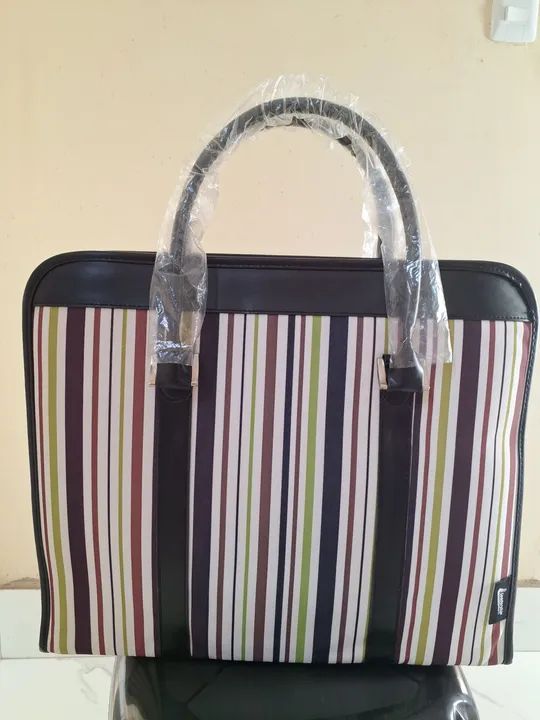 Bolsa p/Notebook Listrada 15,6' Leadershio