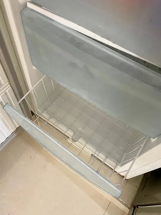 Freezer Electrolux branco em ótimo estado! - Foto 4