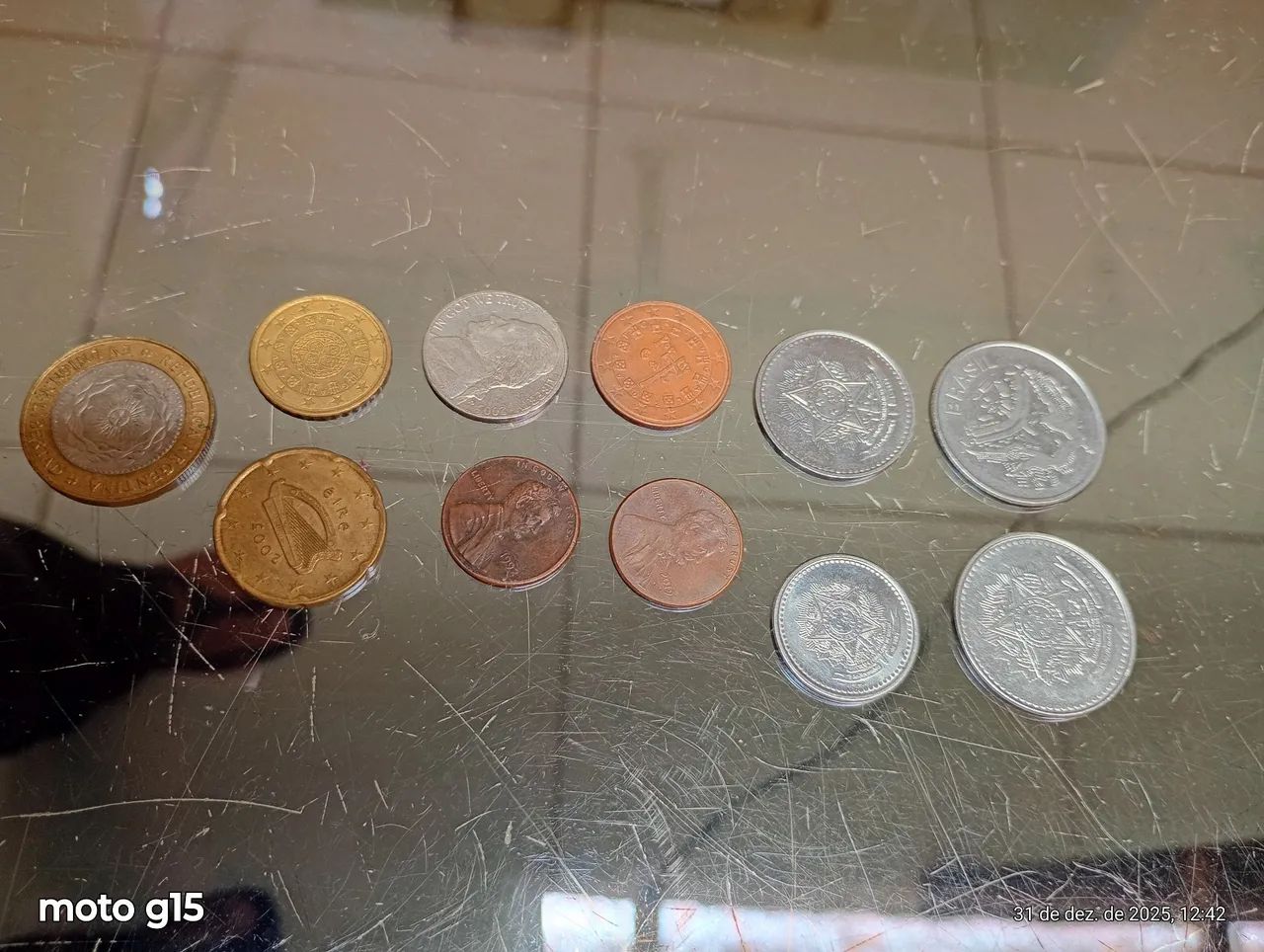 Algumas notas e moedas - Foto 4