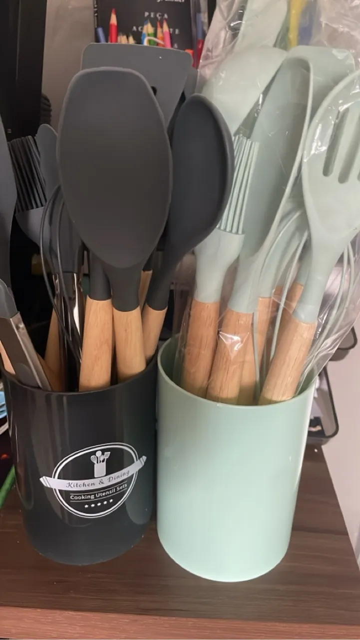 Kit de Utensílios de Cozinha em Silicone - 10 Peças