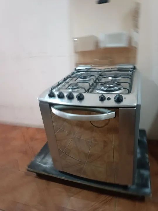 Fogão 4 Bocas Electrolux de embutir em Inox Espelhado Tripla Chama ? - Foto 3