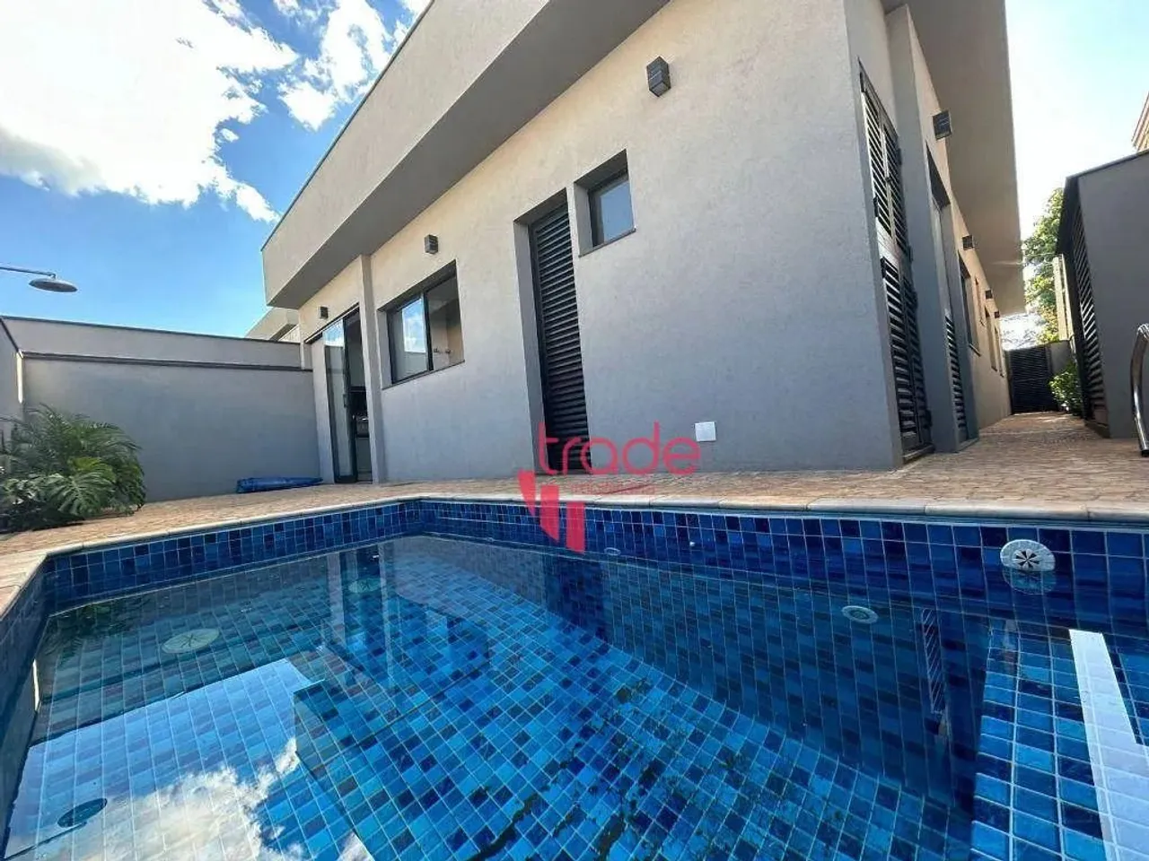 Casa Térrea Para Alugar Com 03 Suítes No Recreio Das Acácias em Ribeirão Preto com Piscina