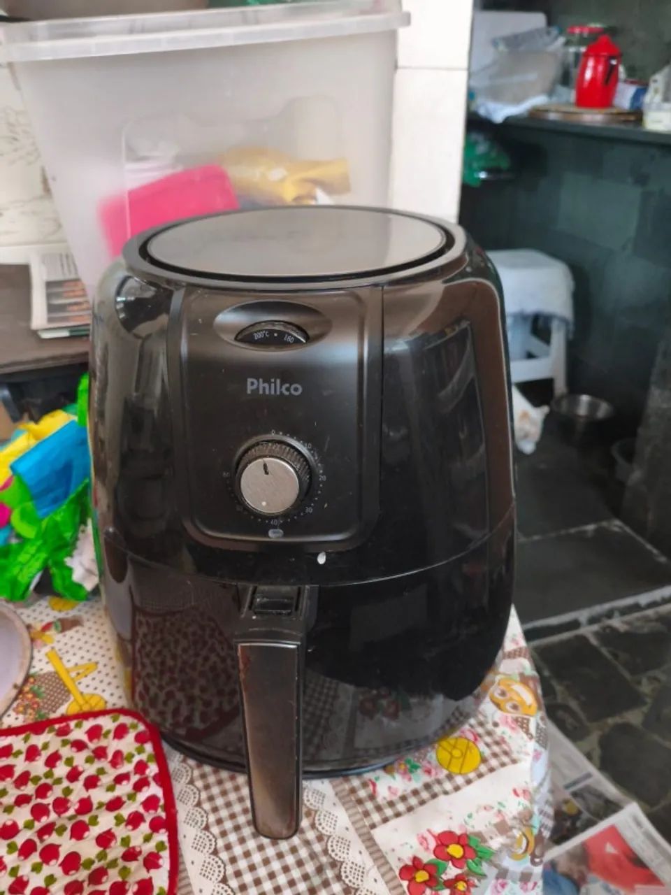 Air Fryer Philco 8,1L Sem Óleo Gourmet PFR13P funcionando perfeitamente