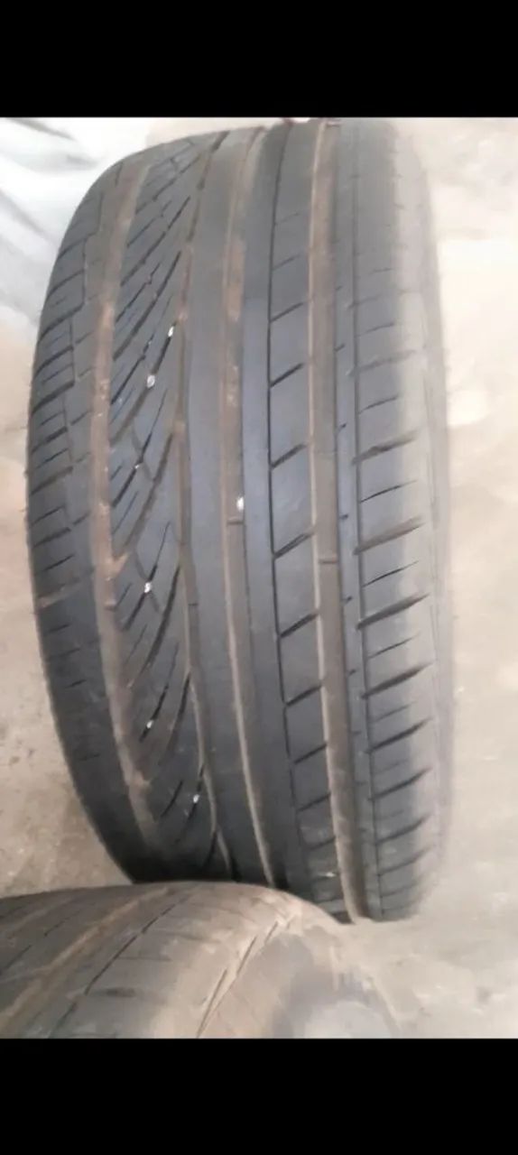 Rodas Aro 20 com 2 Pneus bons  - Foto 2
