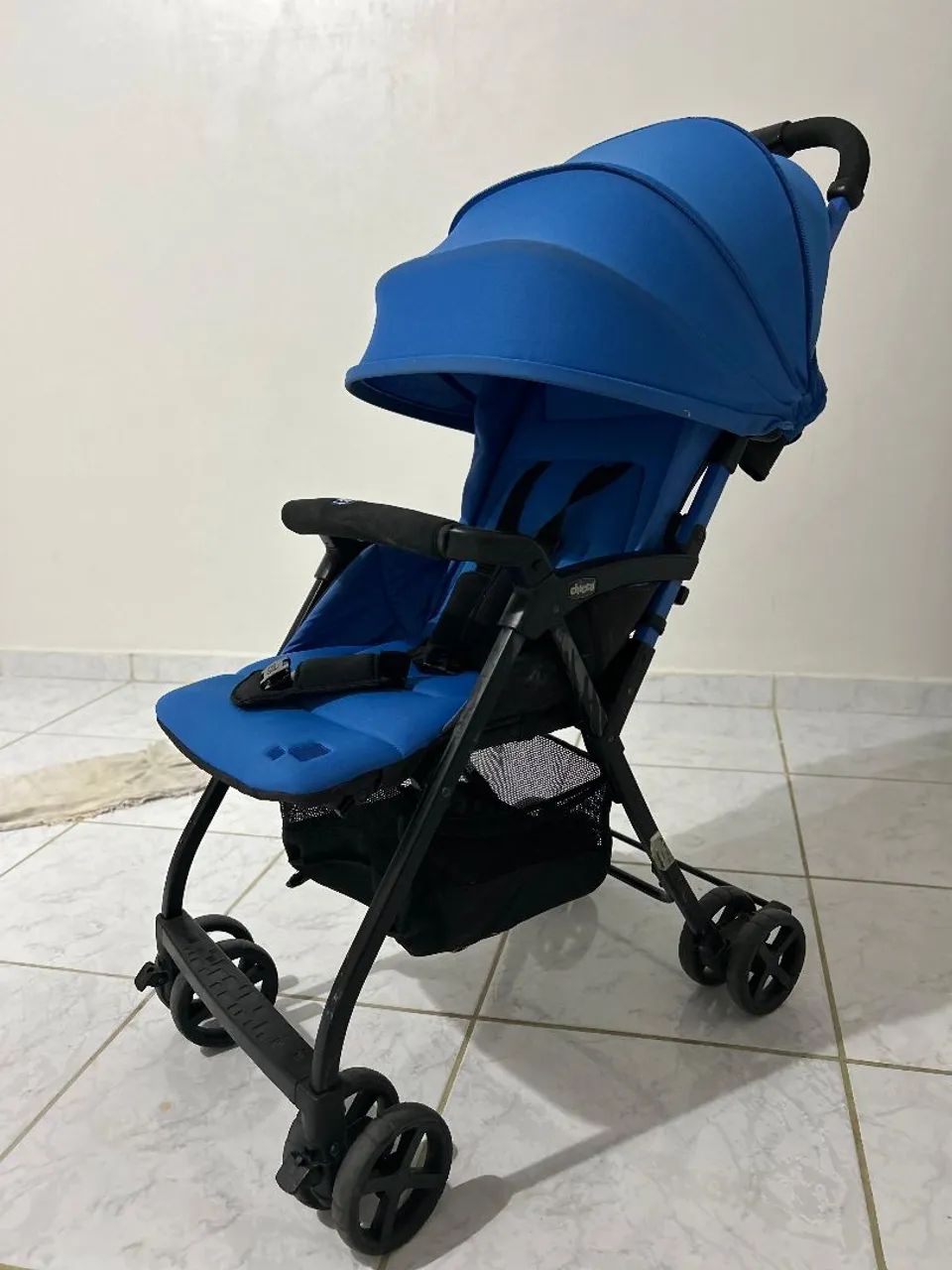 Carrinho de bebê 64319462469379122