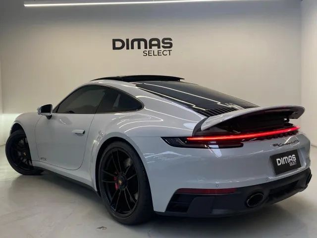 Porsche 911 Carrera 4 GTS 2024  - Foto 5