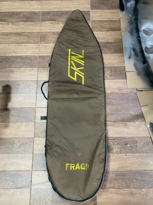 Capa para prancha de surf 6.0 vendo ou troco por capa atoalhada
