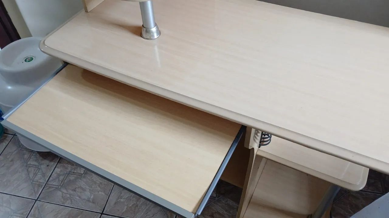 Escrivaninha  - Foto 3