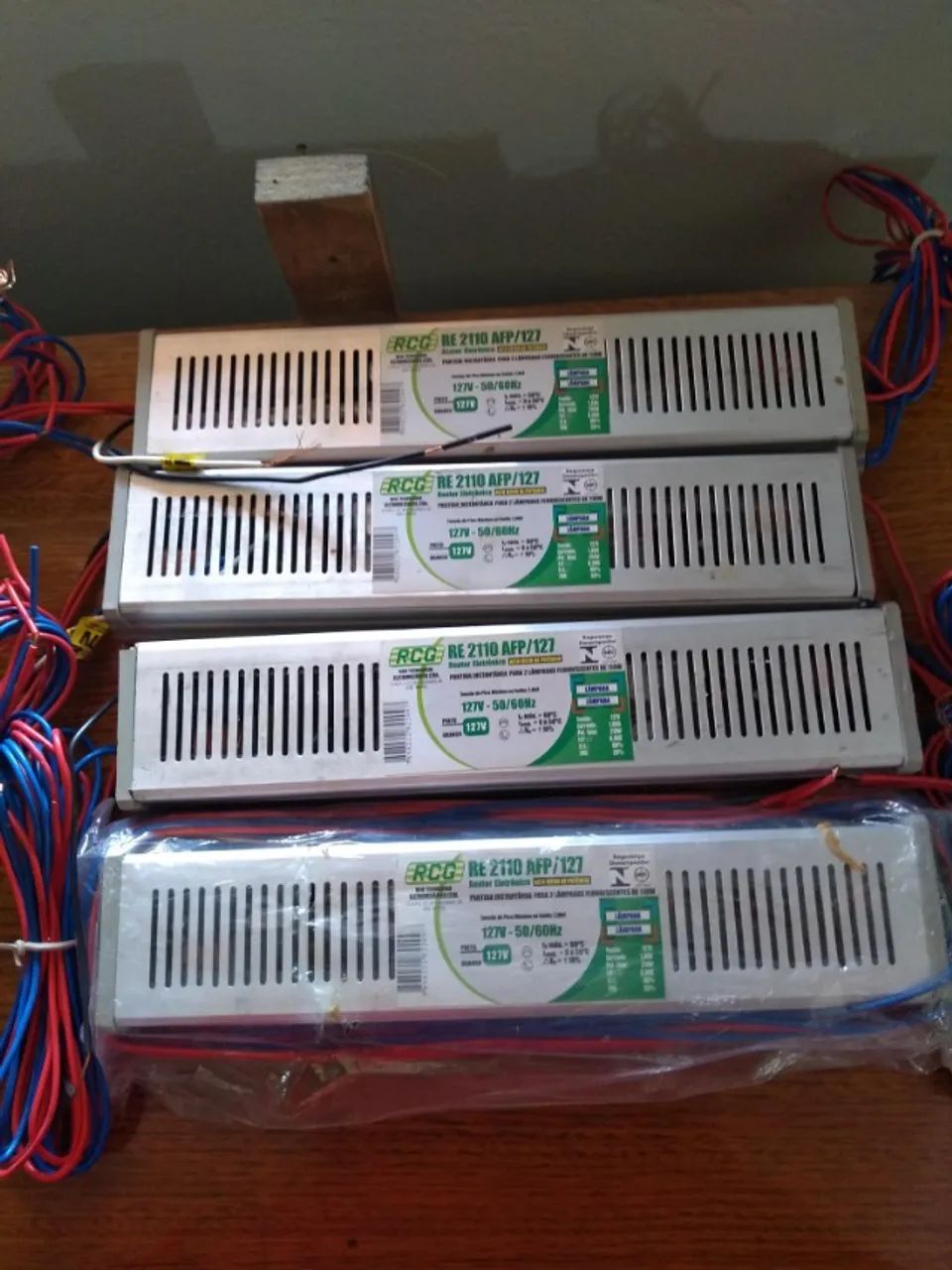 Reator Eletrônico 2 lâmpadas 127V Rcg - Foto 4