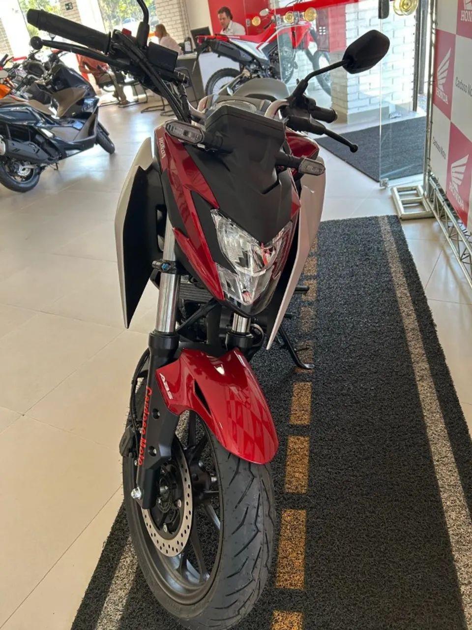 CB 300F TWISTER CBS 2026 - Foto 6