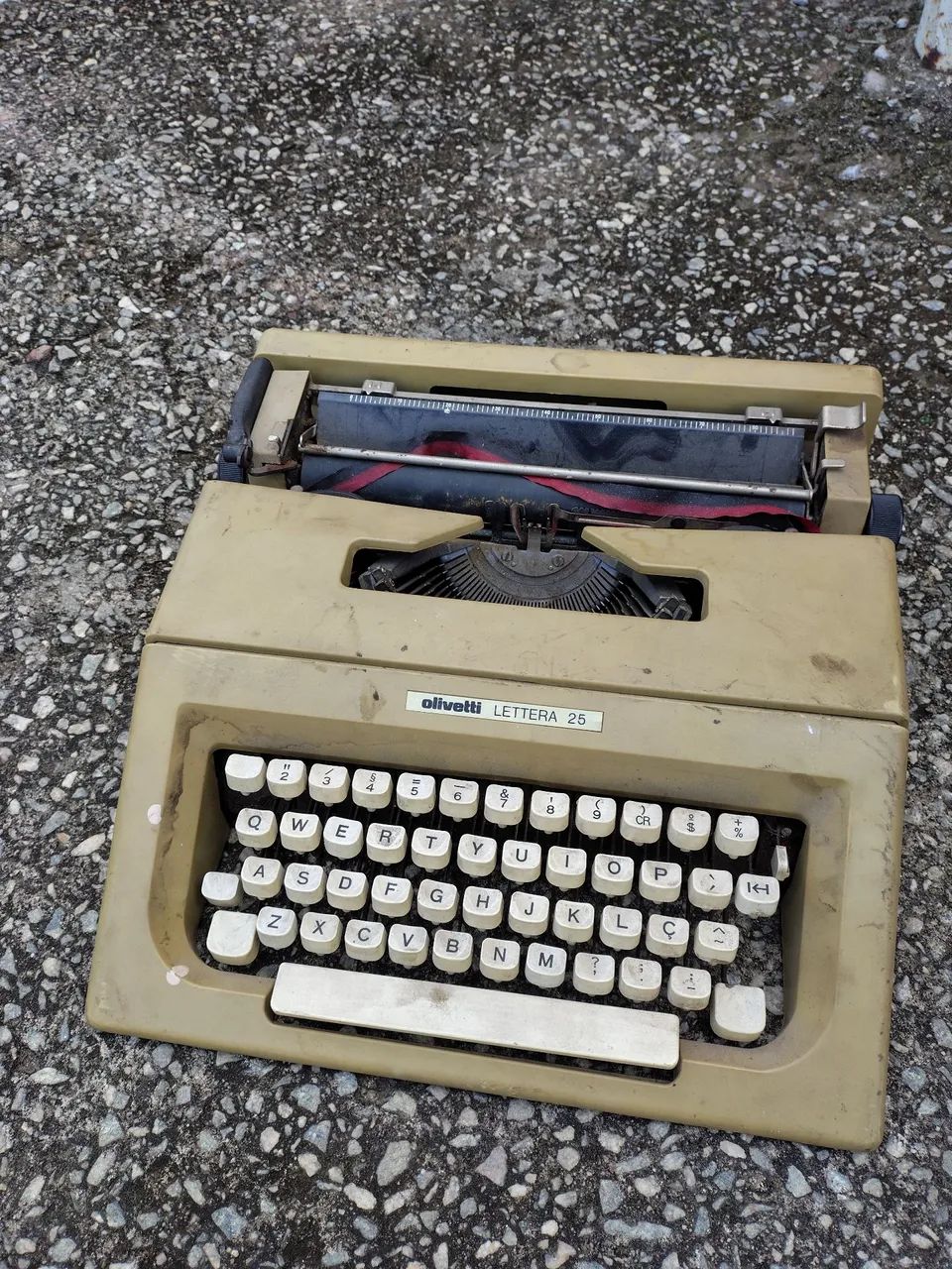 Máquina de escrever para colecionador  - Foto 3