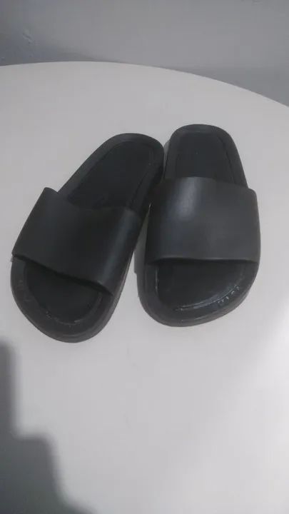 Chinelos Slides Pretos