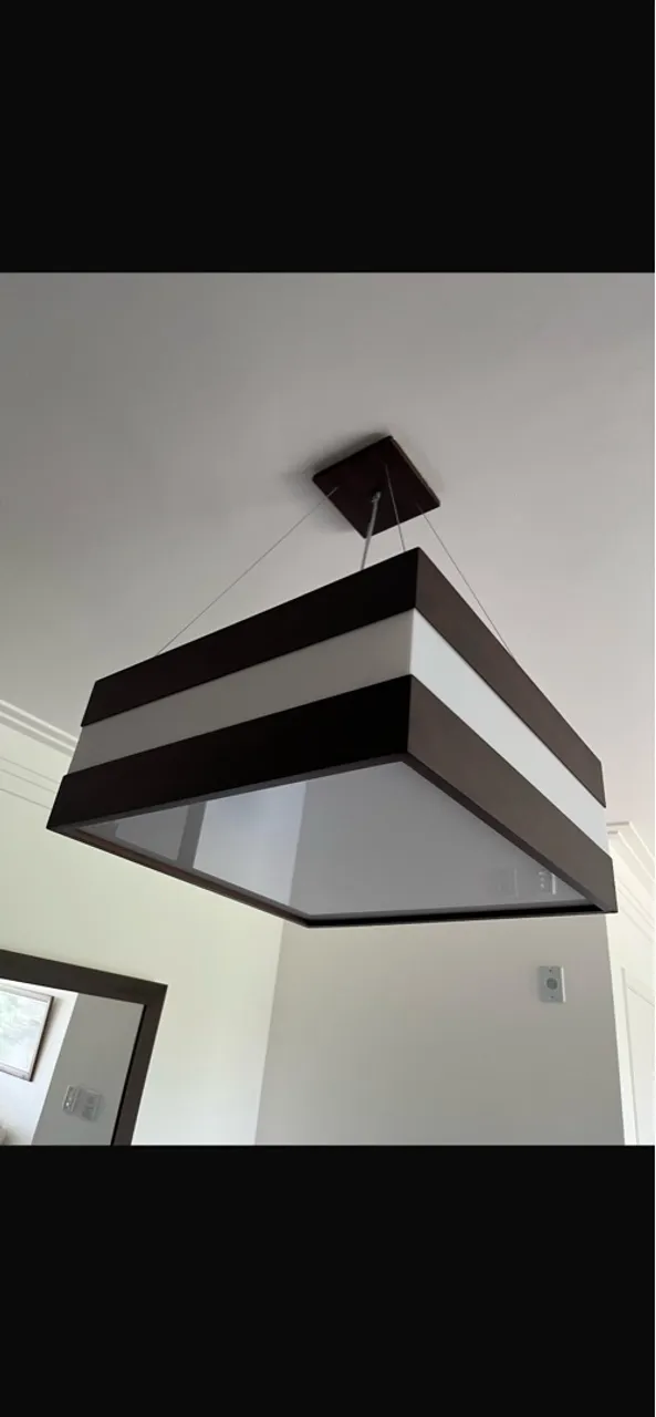 Lustre Moderno Quadrado para Sala de Estar