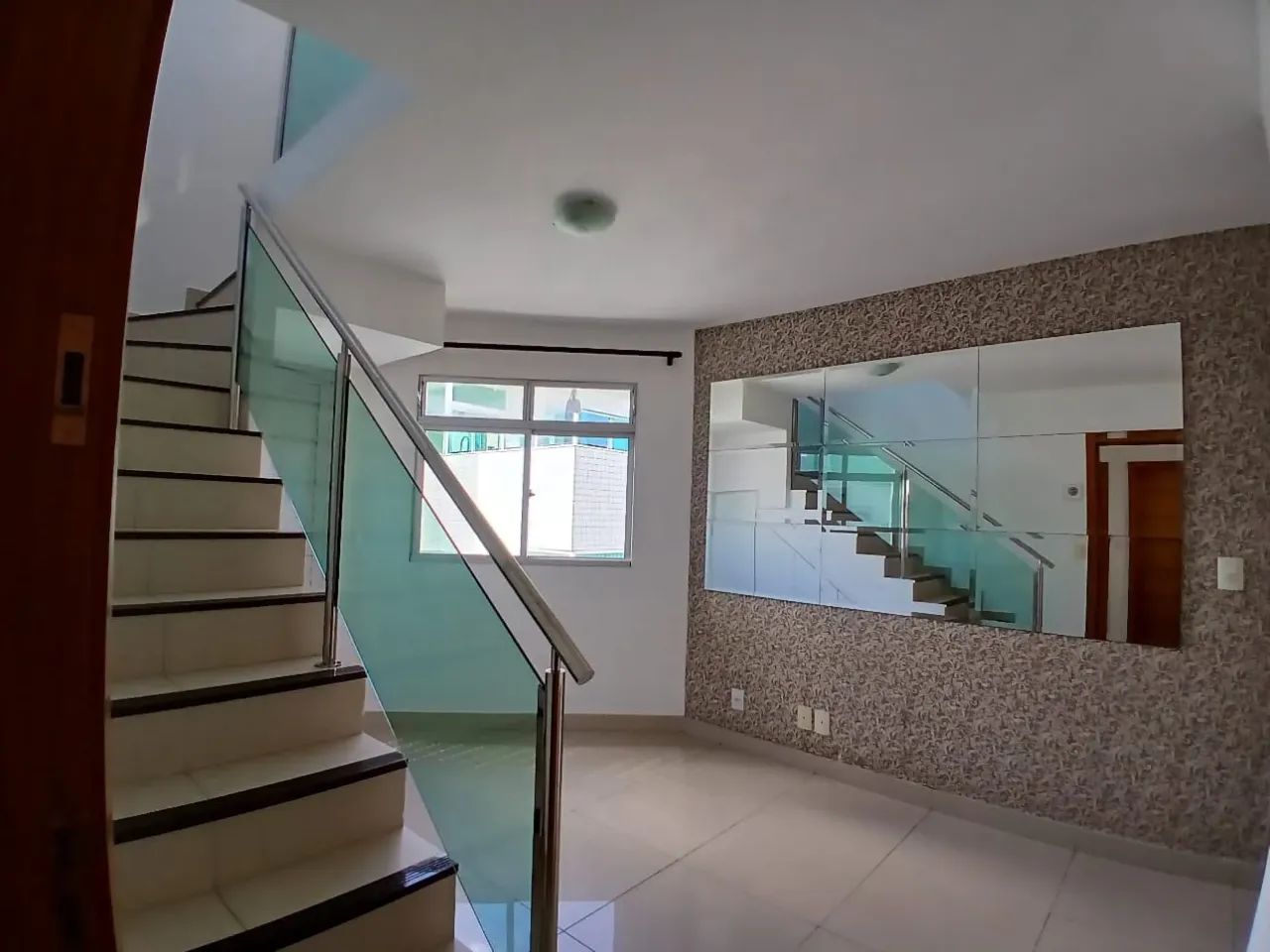Cobertura com 3 quartos para alugar em Belo Horizonte