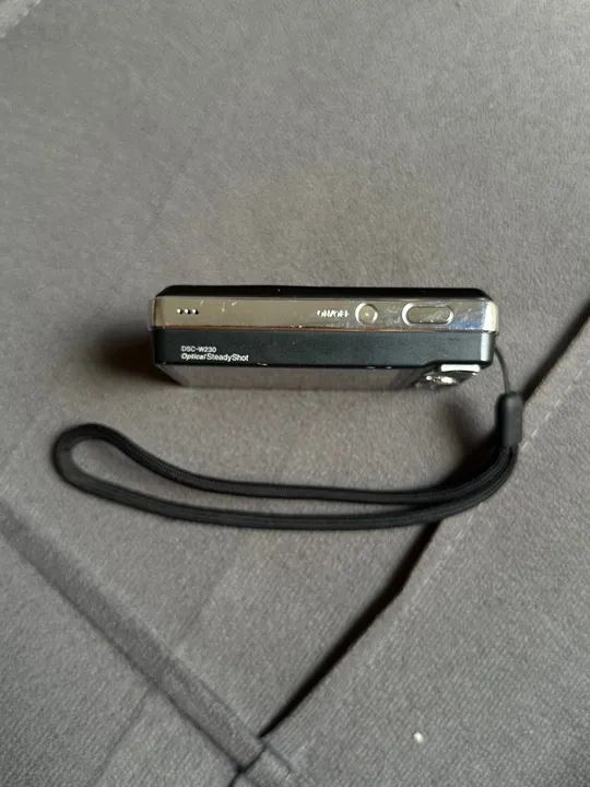 Câmera Digital Sony - Foto 2