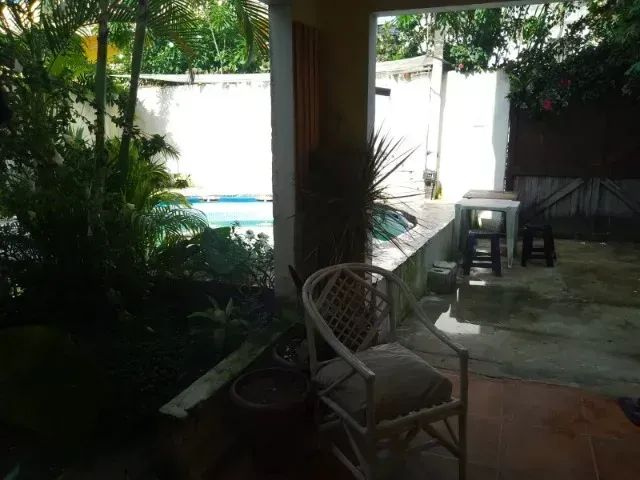 Casa duplex à venda, nos arredores da UFRPE, em Nova Morada, Caxangá, com 5 quartos.