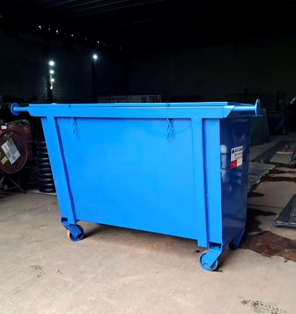 Lixeira contener basculante 1200lts  - Foto 2