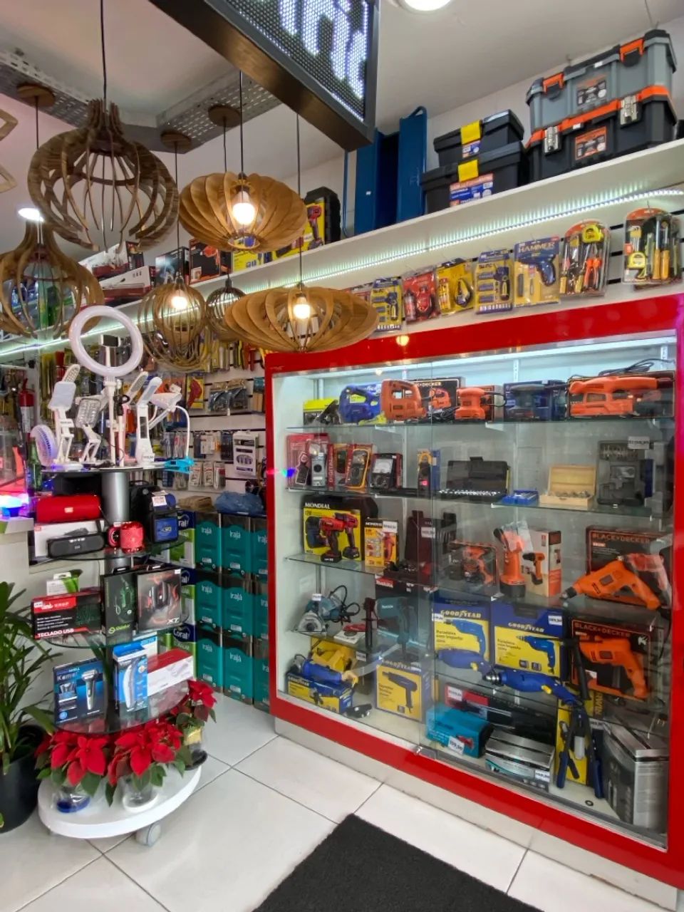 VENDE-SE PONTO COMERCIAL CONSOLIDADO - 21 ANOS NO MESMO LOCAL - Foto 2