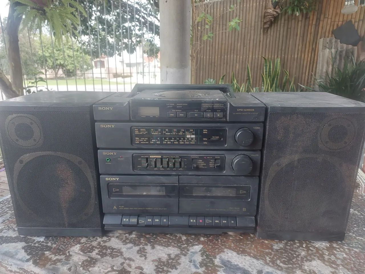 Som Sony com CD, Rádio e Cassete