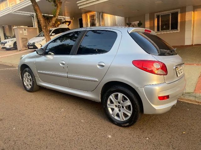 Peugeot 207 2014 1.4 - Foto 4