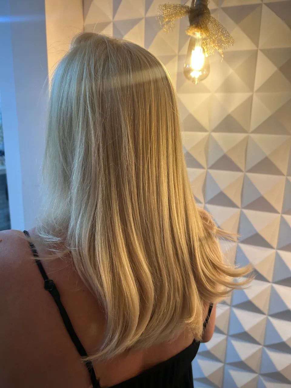 Preciso de cabeleireira 