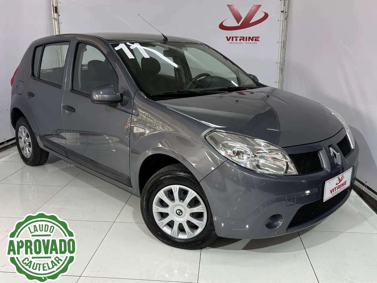 Renault Sandero 2011 1.0 expression 16v flex 4p manual