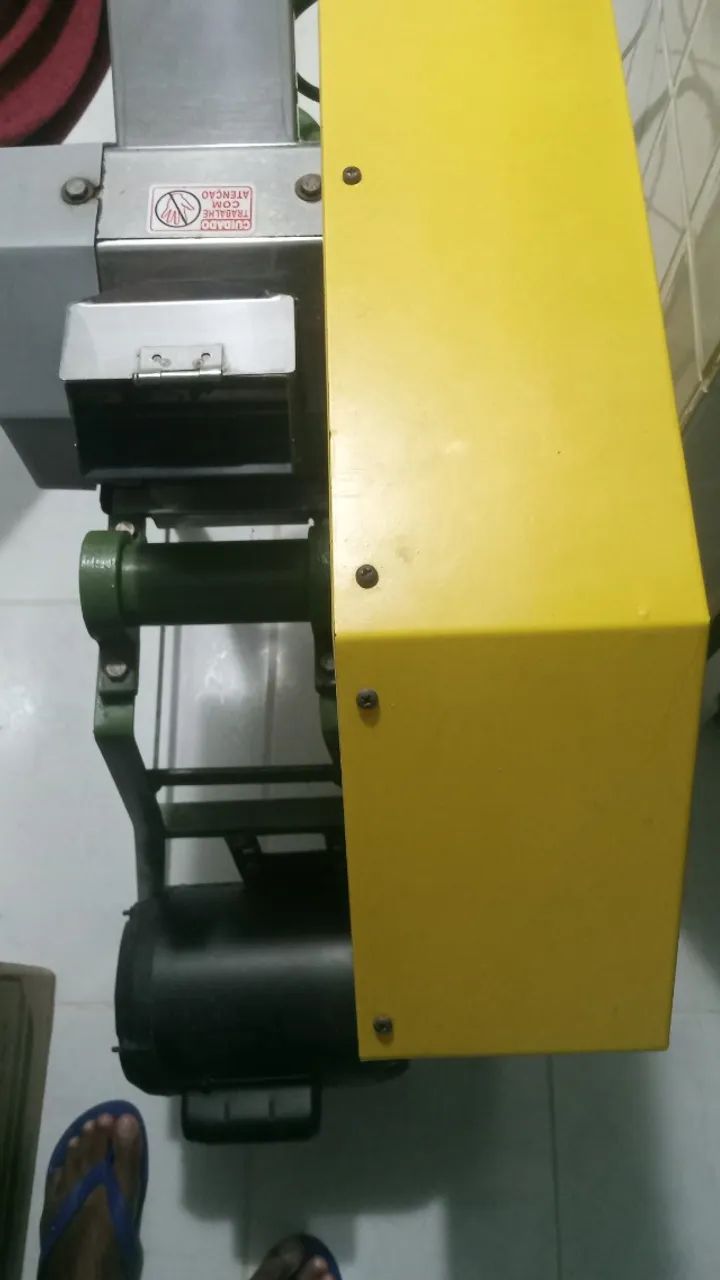 Moenda de cana elétrica, Botini.