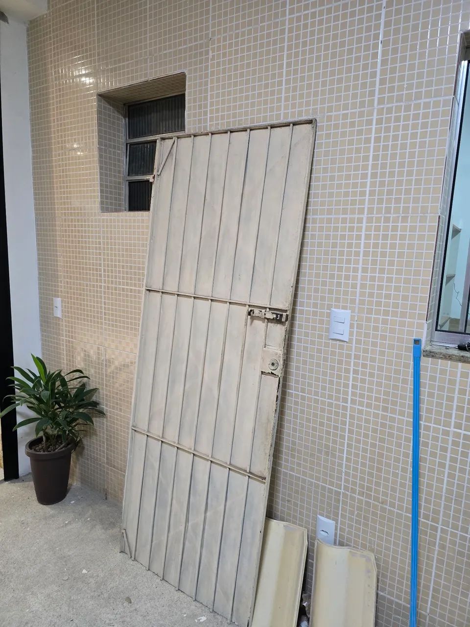 Portão de Aço64573738650242121