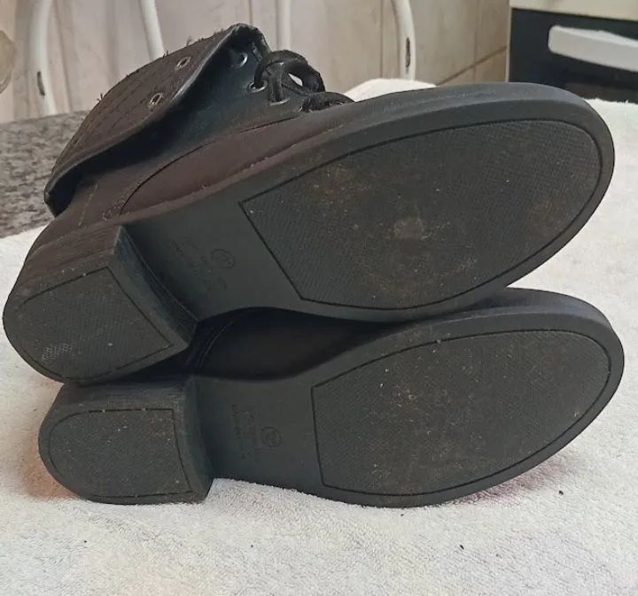 BOTA PRETA, TAMANHO 35 - Foto 5